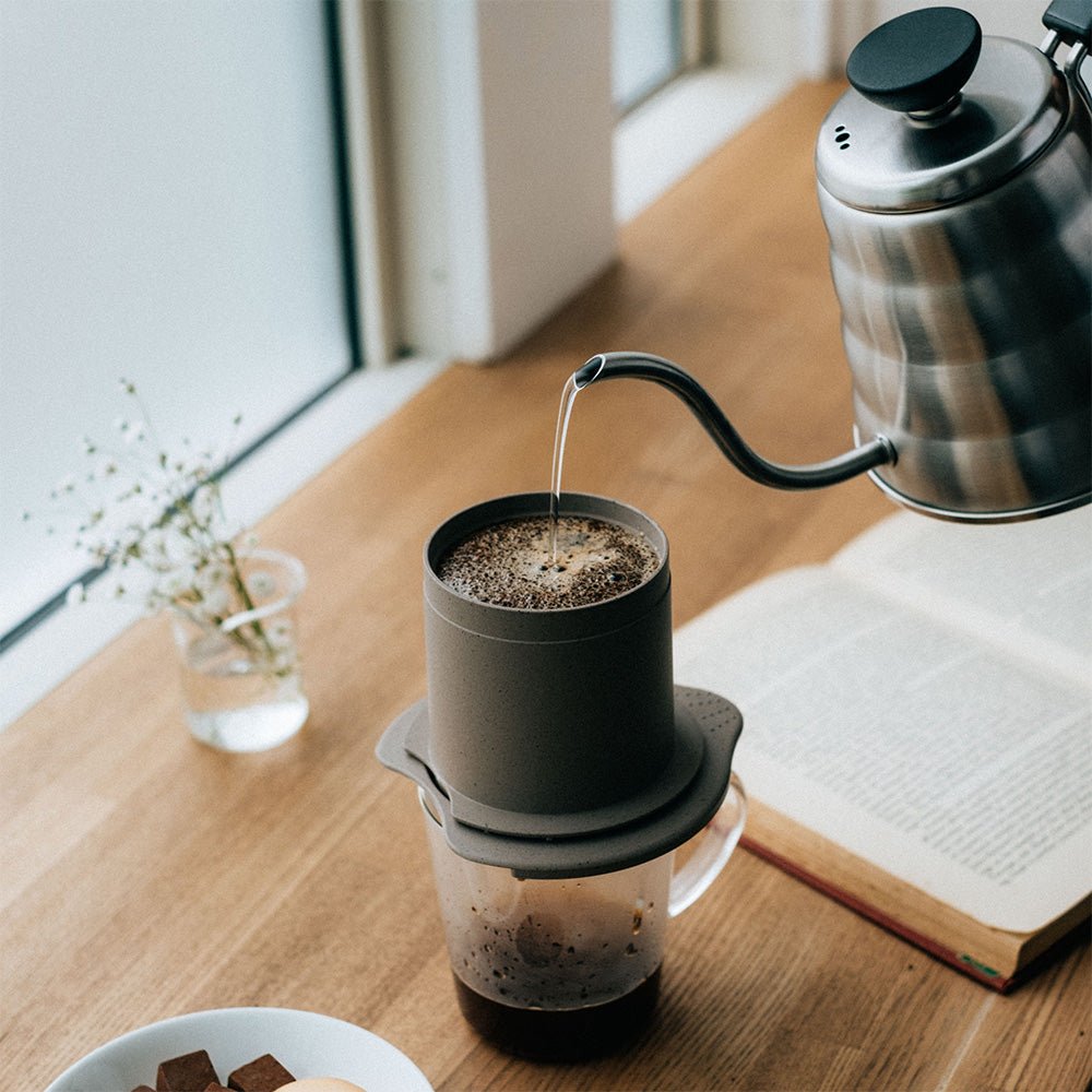Comandante X25 Trailmaster Dune and Hario Cafe All Dripper BATON 01 Bundle - Rise & Grind Roastery - 