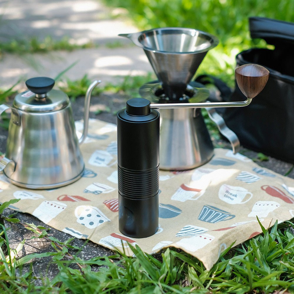 Hario Kabuto Coffee Grinder - Rise & Grind Roastery - 